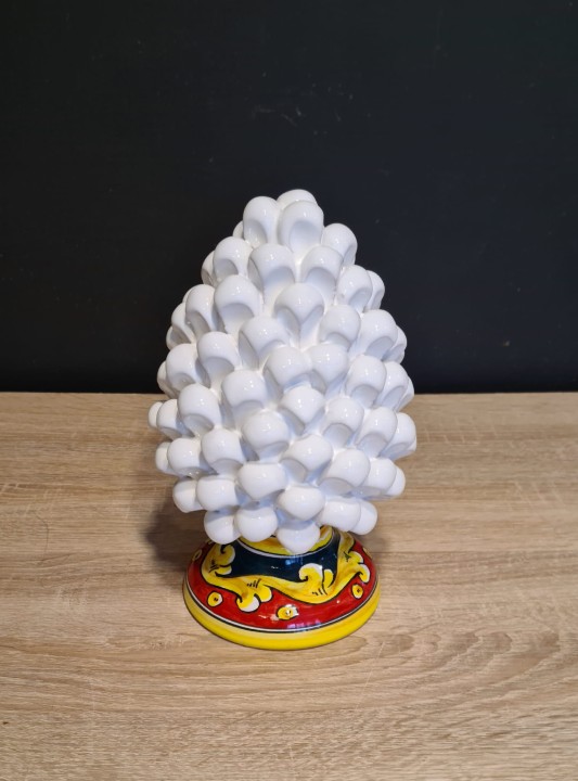 szyszka sycylijska pinia wys 25cm srednia biala wzor 2 4.jpg