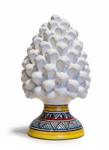 szyszka sycylijska pinia wys 25cm srednia biala wzor 1 3 tło.jpg