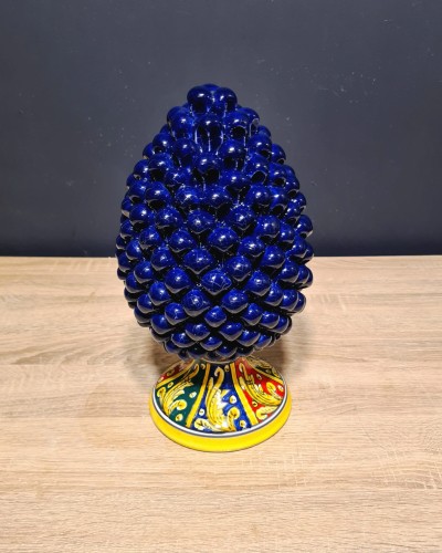 szyszka sycylijska pinia na nozce granatowa 30cm wzor pionowy.jpg