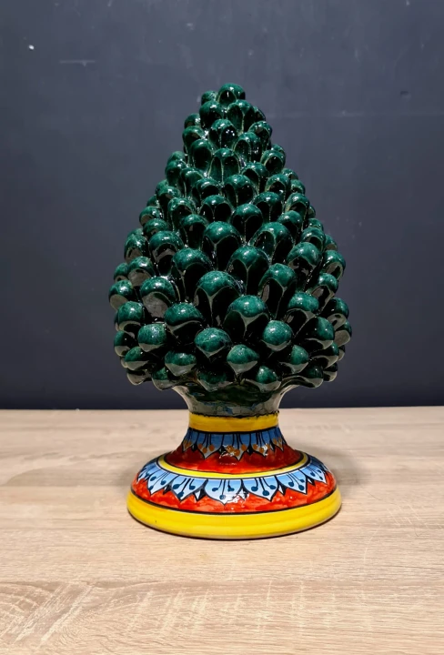 szyszka sycylijska pinia na nozce zielona 30cm  3.jpg