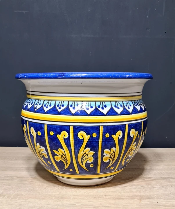 donica ceramiczna recznie malowana 25cm wysokosci. wzory na granatowym tle.jpg
