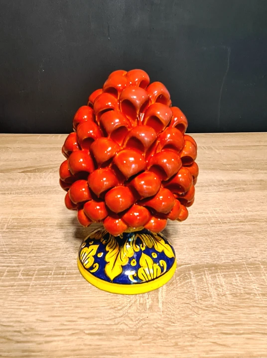 czerwona szyszka sycylijska pinia 23cm z recznie malowanymi wzorami 3.jpg