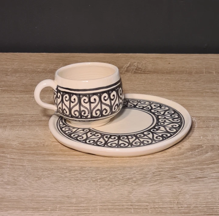 stylowa-ceramiczna-filizanka-ze-spodkiem-tunezyjska-recznie-malowana.jpg