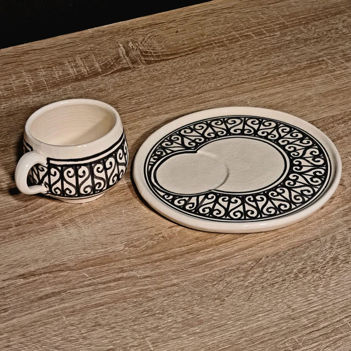 stylowa-ceramiczna-filizanka-ze-spodkiem-tunezyjska-recznie-malowanalewa-2.jpg