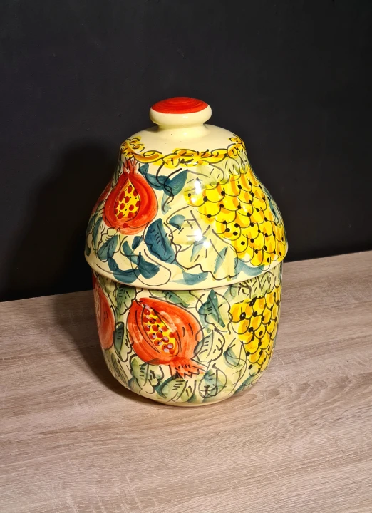 duza-ceramiczna-waza-pojemnik-z-przykrywka-z-motywem-cytryn-rekodzielo-figi.jpg