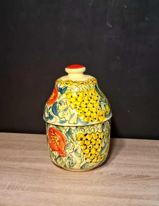 duza-ceramiczna-waza-pojemnik-z-przykrywka-z-motywem-cytryn-rekodzielo-figi-2.jpg