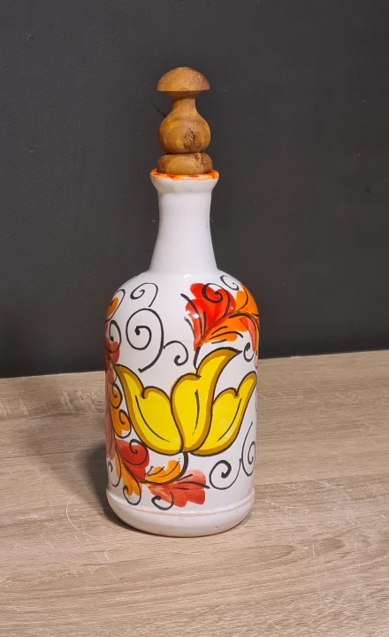 buteleczka-na-oliwe-ceramiczna-sycylijska-z-cytryna-czerwona-front.jpg