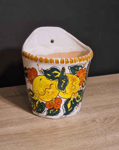 ceramiczna-doniczka-wiszaca-scienna-20cm-z-motywem-cytryn.jpg