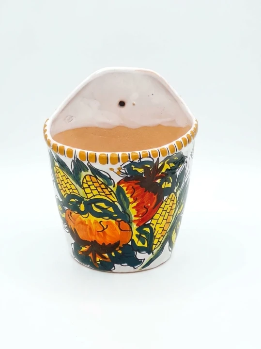 ceramiczna-doniczka-wiszaca-scienna-20cm-z-motywem-granatow-tlo.png
