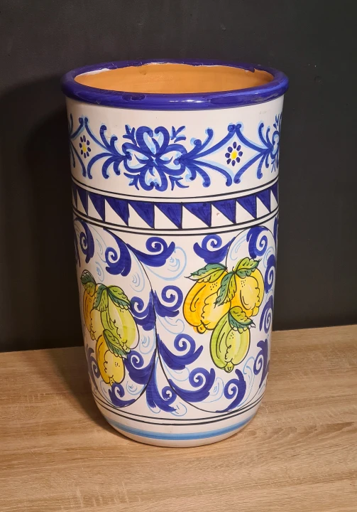 ceramiczna-doniczka-wysoka-cylindryczna-recznie-malowana-niebieska-50cm-z-cytrynami-2.jpg