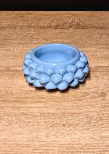 ceramiczna-miseczka-blekitna-szyszka-pinia-na-przystawki.jpg
