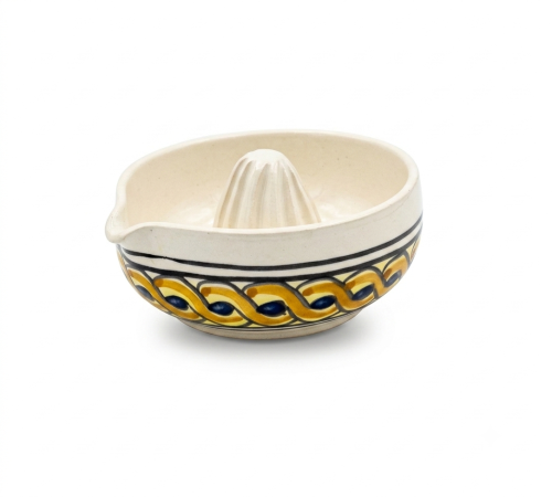 ceramiczna-miseczka-wyciskarka-soku-cytryny-z-dziubkiem-malowana-tlo.png