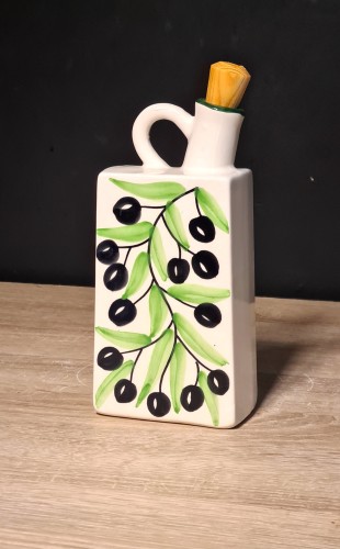 butelka_ceramiczna_na_oliwe_z_oliwkami_prostokatna.jpg