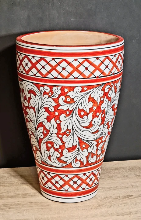 donica_ceramiczna_60_cm_wysokosci_czerwono_biala_wzory_sycylijskie_front.jpg